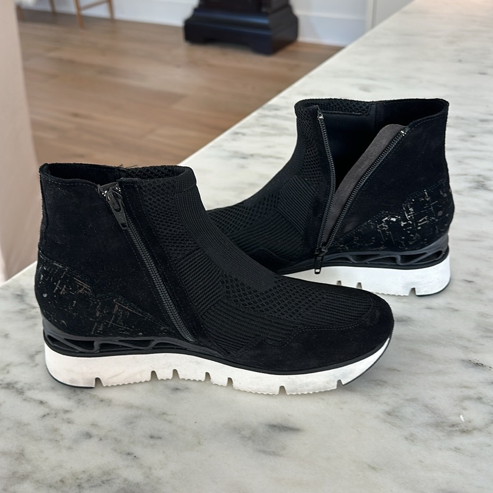 Softwaves Booties - image 6